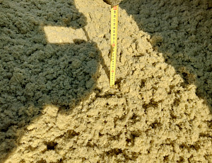 Zateplení stropu haly pomocí foukané izolace